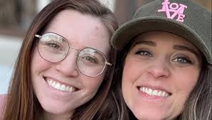 Jinger Duggar & Joy-Anna Go On A Pre-Baby Shopping Spree