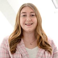 There's nothing like Marathon Monday. I had an amazing time volunteering at  the 2025 Boston Marathon alongside my classmates & cheering