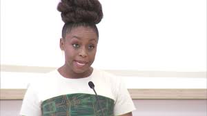 Zuletzt erschien 2017 im fischer taschenbuch »liebe. Chimamanda Ngozi Adichie Lebenslauf Bucher Und Rezensionen Bei Lovelybooks