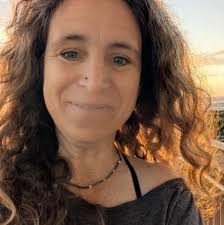 Are there writers in the Flagler County area looking to connect with other  writers?