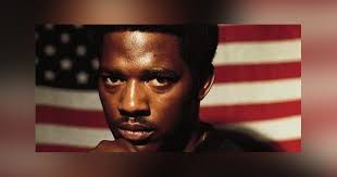 Cleaning Rocky yesterday, who else do you end up dancing around too !!!!  "Read all about" 💕😎