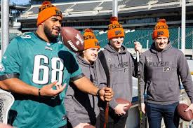 Photos Eagles Flyers Players Visit Linc As Its Converted