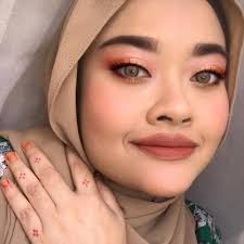 A few weeks ago I couldn't grasp that I finished my degree, and believed  that it wouldn't "hit" until I saw my diploma. After 3.5 years of work and  school, late nights