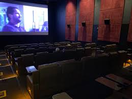 Aperatifler ve içecekler için hazırlanın ve gidin. Photos Movie Theaters Return With Reopening Of Amc Theatres At Disney Springs Some Distancing Measures Sure To Surprise Wdw News Today