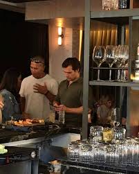 nuestro amigo douglas mac han vio a henrycavill en el bar gaslampquarter en san diego henry cavill is in the bar i sho henry cavill henry cavill eyes henry