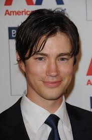 Tom Wisdom