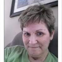 Donna Hofer's Instagram, Twitter & Facebook