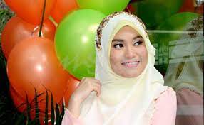 Lahir 4 november 1992) merupakan penyanyi wanita malaysia. Ainan Tasneem Berhenti Menyanyi Selepas Nikah Tahun Depan Hiburan Mstar