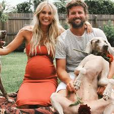 Impress guests with your planning skills by referring to this checklist to organize a. Former The Block Star Elyse Knowles Celebrates Bub S Upcoming Arrival With Baby Shower