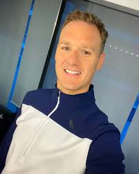 He also presents shows on bbc radio 5 live and has presented sportoday on the bbc news channel and bbc world news, as well as regularly reporting for final score and match of the day Dan Walker On Twitter Ready For A Slice Of Bbcbreakfast This Morning Followed By A Packed Football Focus Have A Great Saturday