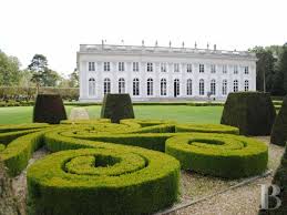 An 18th Century Chateau With Listed Facades And Roofs Parklands French Formal Gardens Water Filled Moats A Lake And A Forest Spanning Some 40 Ha 40 Km From French Formal Garden Chateau