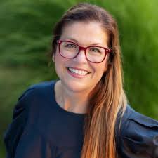 Kelly Tracy, Mayor of Marine