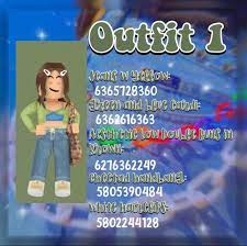 Edit Credits To Iiiskylxrr On Instagram In 2021 Bratz Girls Blocksburg Ideas Bloxburg Codes