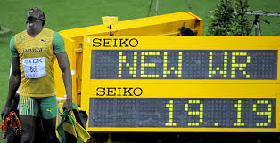 Atleta de la república checa, considerado como el mejor jabalinista de todos los tiempos, al implantar varios récords mundiales y olímpicos en el lanzamiento de la jabalina, uno de los cuales no ha sido roto por otro deportista. Atletizmde Dunya Rekorlari Videolu Spoura