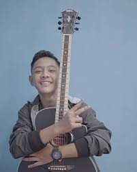 Lirik Lagu Dan Chord Keseliring Daeren Okta Kumparan Com