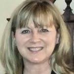 Jennifer Mangone's Instagram, Twitter & Facebook