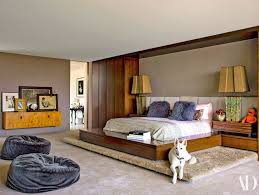 Check Out Jennifer Aniston And Justin Theroux S L A Home Celebrity Bedrooms Home Jennifer Aniston House