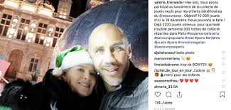En couple depuis plus d'un an, valérie trierweiler a pourtant pris son temps avant de s'investir pleinement dans cette histoire d'amour. Photo Valerie Trierweiler Et Romain Magellan Un Selfie D Amoureux Pour La Bonne Cause Pureactu Com