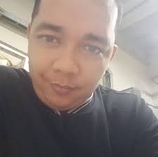 What local bus companies are available for rent near Clark airport?