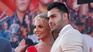 Maybe you would like to learn more about one of these? Mit Sam Bei Filmpremiere Britney Spears Trotzt Trennungsgeruchten N Tv De