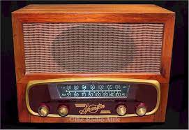 Sparton 141xx 1951 In 2021 Vintage Radio Radio Things To Sell