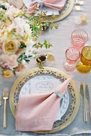 أسهل طريقة لترتيب أدوات مائدة الطعام