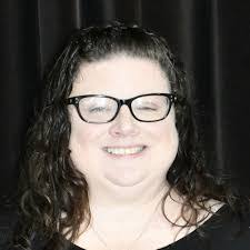 Paula Lenox's Instagram, Twitter & Facebook