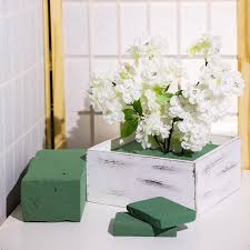 Ever wondered what florists used before floral foam became so popular? Floral Foam Bricks Styrofoam Blocks Floral Arrangements Efavormart