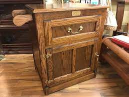 It bears a brass plaque which reads white clad registered simmons hardware co. White Clad Oak Ice Box Cabinet Has Drawer And Towel Bar 239 Oskaloosa Furniture For Sale Ottumwa Ia Shoppok