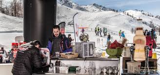 La Herse Bar Altitude Bar On Ski Area Of Grands Montets Chamonix Www La Herse Com