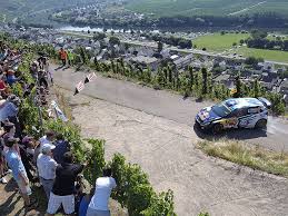 His birthday, what he did before fame, his family life, fun trivia facts, popularity rankings, and more. Dreifach Fuhrung Von Volkswagen Motorsport Sebastien Ogier Und Jari Matti Latvala Im Duell Um Die Fuhrung Adac Rallye Deutschland