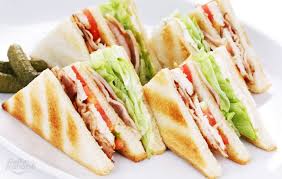 Menu sarapan pagi yang lebih bervariasi membuat para anggota keluarga pun lebih semangat dan excited untuk menantikan kreasi sarapan pagi tiap harinya. Ide 20 Resep Sarapan Pagi