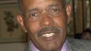 אלה וינגרטן מראיינת את ד"ר אסף גבעון, אורתופד- מפגש בין עולמות האורתופדיה  והפיזיותרפיה