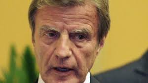 Alexandre kouchner était l'invité de sonia mabrouk ce mardi 15 février sur europe 1. Kouchner Et Ockrent Des Affaires En Famille L Express