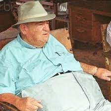 Likewise, people ask, what happened to the ochoa's in narcos? Cuestion Publica On Twitter 7 Si Bien Se Desconoce El Ano En Que Se Consagro La Pareja Del Clan Ochoa Se Sabe Que Pocos Meses Despues De La Venta Del Apartamento Nacio