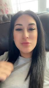 Stephanie Cheeseman's Instagram, Twitter & Facebook