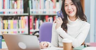 Check spelling or type a new query. 7 Best Student Credit Cards With No Annual Fee 2021