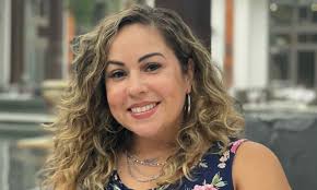 Jessenia Collazo's Instagram, Twitter & Facebook