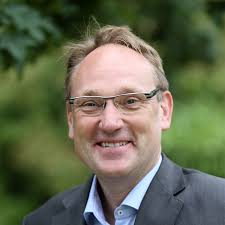 Geschäftsführung und Mitarbeiter