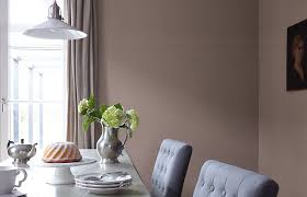 Gesellige Warme Atmosphare Am Esstisch Welche Farben Passen Noch Ins Esszimmer Wandfarbe Braun Feine Farben Wandfarbe
