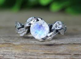 Leaf Ring With Moonstone Gemstone In Silver Moonstone Leaf Etsy Silver Leaf Ring Nature Ring Silver Rings