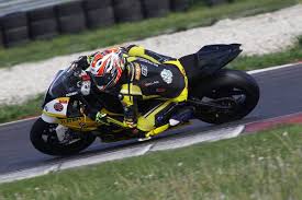 Tom coronel sweeps to race 1 pole at slovakiaring. Bmw Motorrad Motorsport News Bmw Racer Feiern Siege Auf Dem Slovakia Ring
