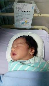 Panjang badan dari kepala hingga kaki kurang lebih 47 cm dan berat janin sekitar 2,7 kilogram. Ini Belog Najah Pengalaman Bersalin Normal Anak Ke 3