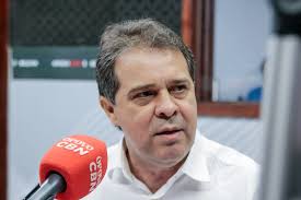 Evandro deverá anunciar titular da Sefin em meio à disputa entre auditores