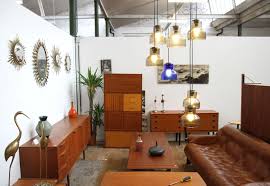 Depot 09 Le Paradis Du Design Vintage A Gand Vintage Design Design Decoration Maison