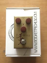 J Rocket Archer Ikon Gold Overdrive Boost Guitar Effects Pedal Cen Guitar Effects Pedals Guitar Effects Guitar Pedals