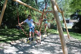 Großes haus mit einem schönen garten und einem basketballspielplatz. Neue Attraktion In Der Garten Tulln No Familienland