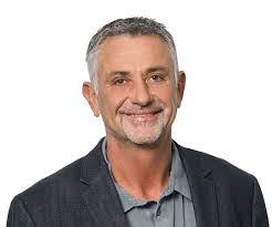 Mike Wardlow's Instagram, Twitter & Facebook