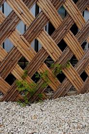 See more ideas about bamboo fence, japanese garden, fence. 10 Simple Bamboo Fence Ideas For Your Garden Bamboo Fence Backyard Fences Natural Fence