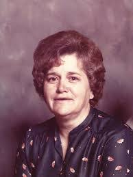 Paula Jacques's Instagram, Twitter & Facebook